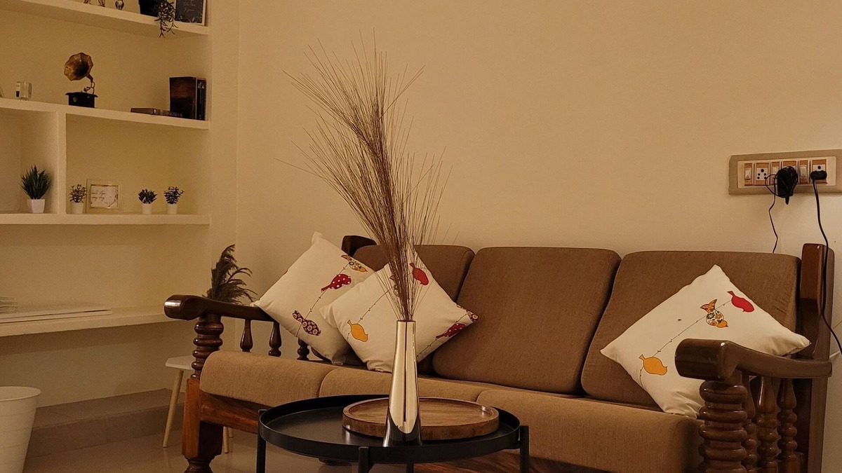 Manapakkam House | Cozy & Premium 1 BHK Homestay Near DLF & L&T