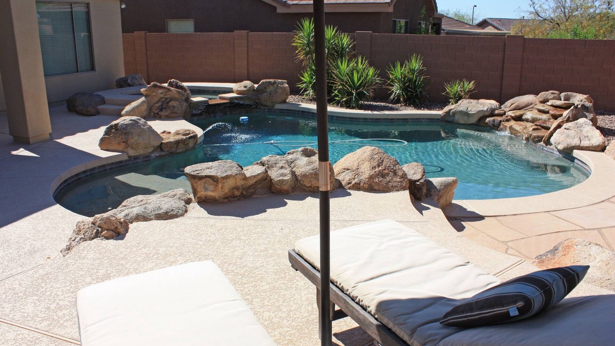 Anthem Country Club House | Cozy private country club oasis with pool!