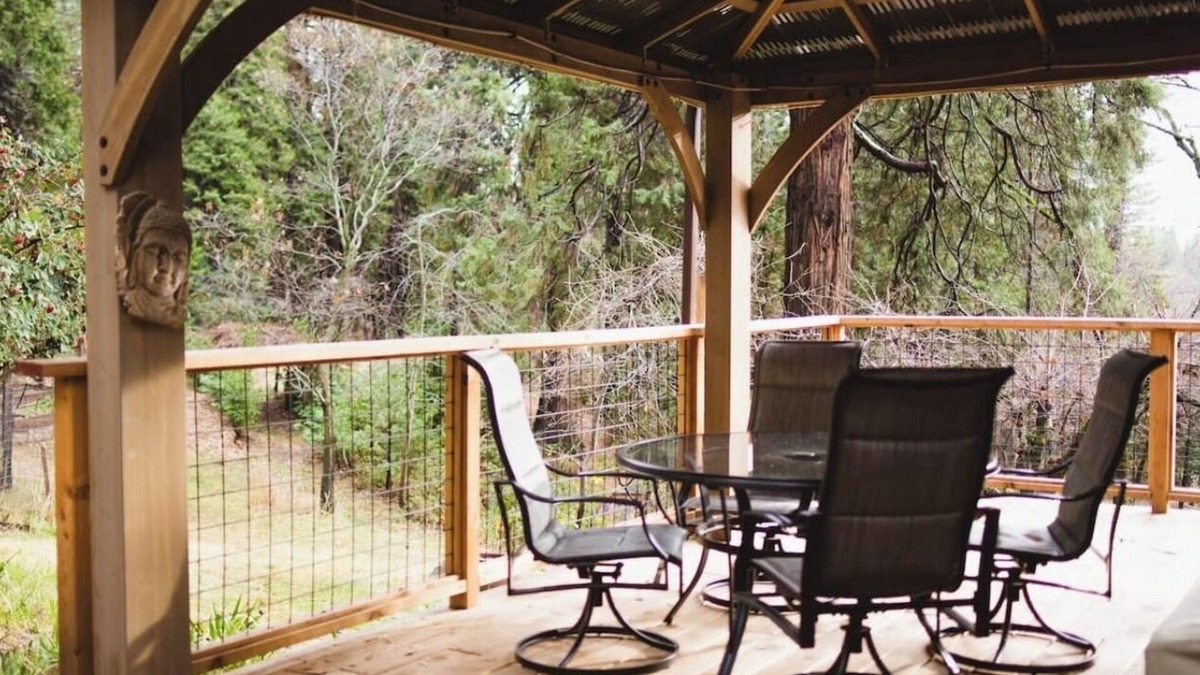 Cedar Ridge House | Cozy, Private House With Hot Tub on 2 Acres