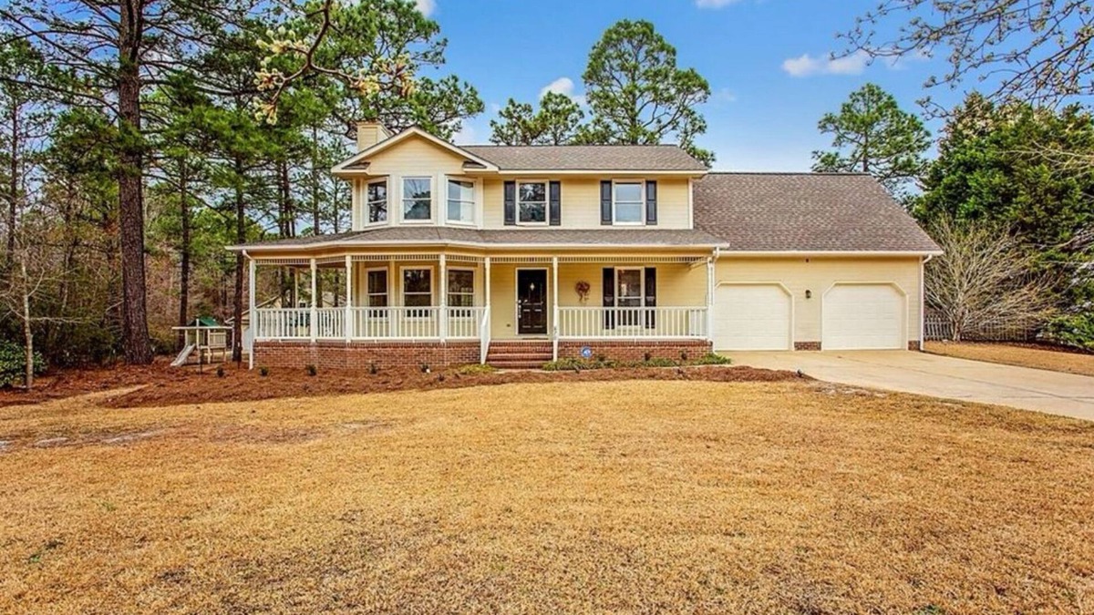 Pine Forest House | Cozy private room with beautiful scenery near post
