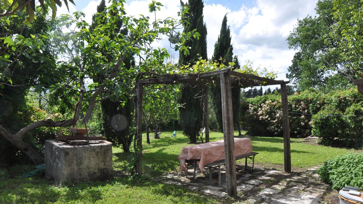 Casellina House | Cozy Private Stone House in Tuscany near Florence with big garden pet friendly