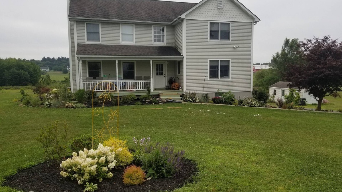 Wallkill House | Cozy Private Suite in a Country Home near New Paltz