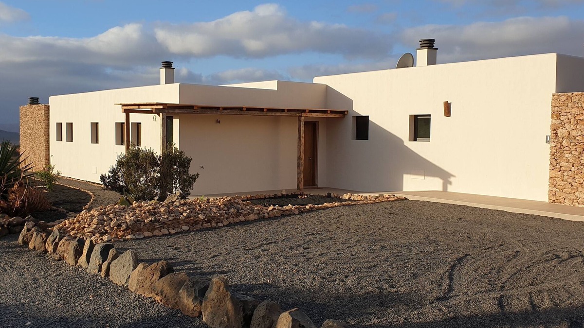 Triquivijate House | cozy, quiet finca to relax and be active