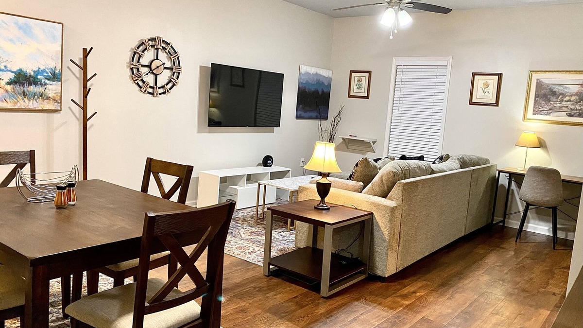 Centerville House | Cozy quiet retreat house 2 bedrooms, 1 bath