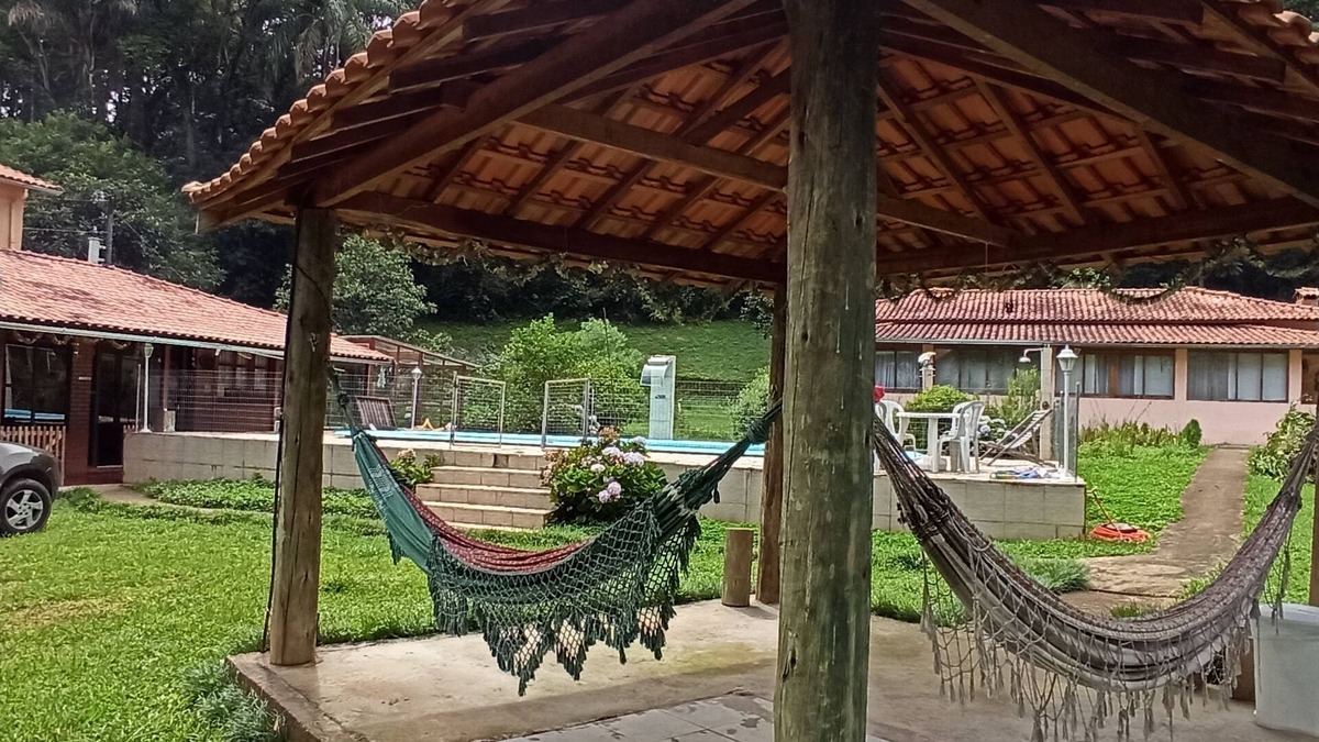 Itamonte House | COZY RANCH IN THE MOUNTAINS OF THE MANTIQUEIRA RANGE, CLOSE TO THE CITY. BLACK WATCHES