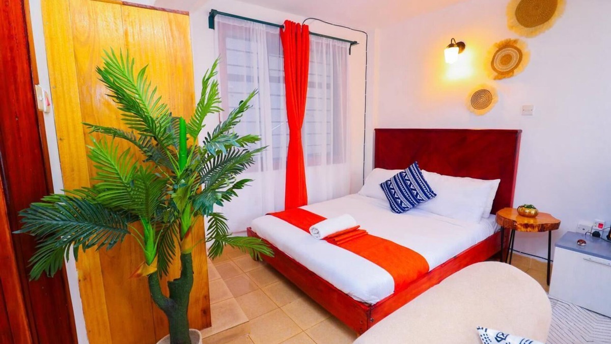 Ruaka House | Cozy Relaxed space in Ruaka close to embassies ,malls,hospitals.
