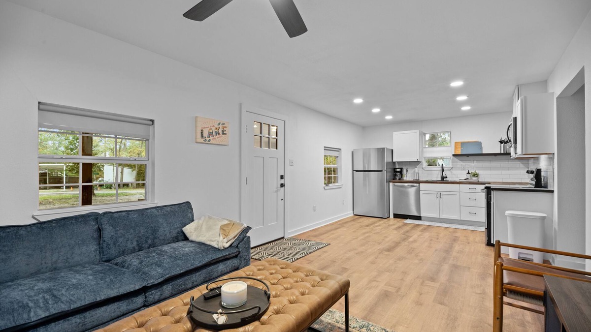Zavalla Cottage | Cozy Remodeled Rayburn Cottage with Lakeviews