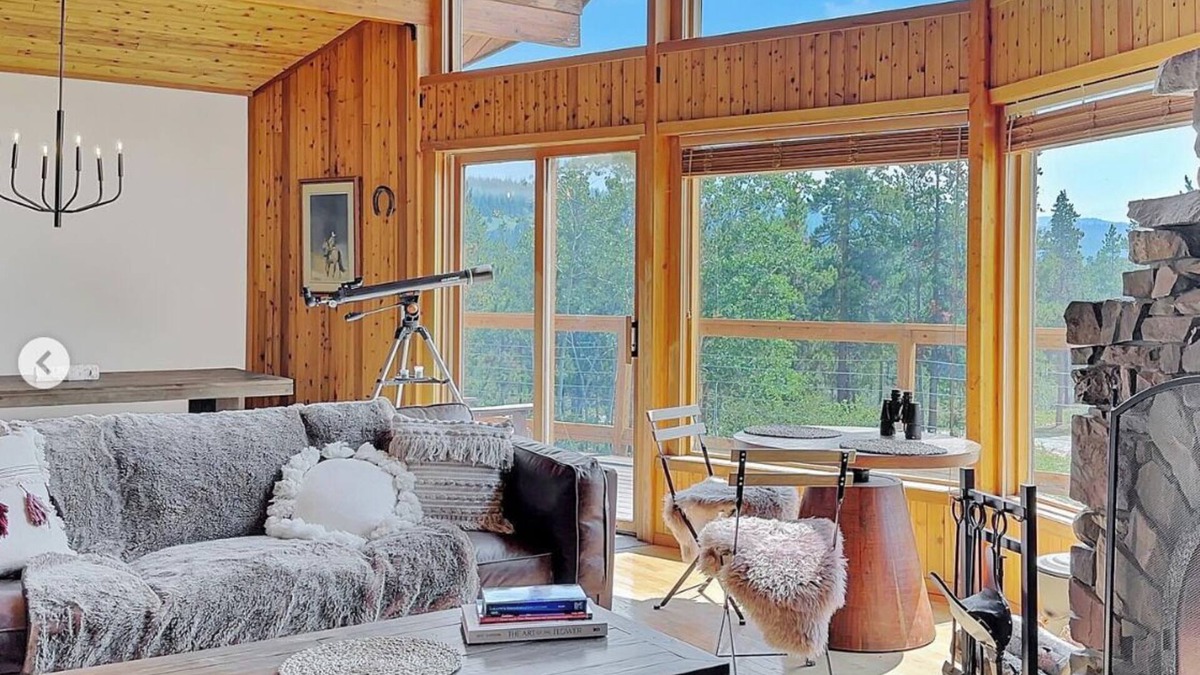 Tatlayoko Lake Other | Cozy remote retreat near Tatlayoko Lake for nature lovers. Pet-Friendly!