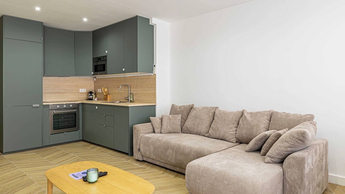 Cannes City Centre Apartment | Cozy renovated apartment - Martinez