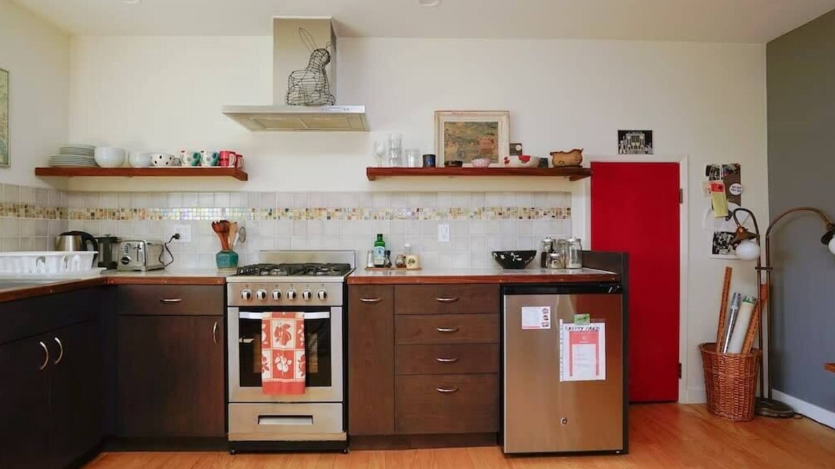 Redwood Heights Apartment | Cozy Renovated Bay View Apt in Oakland w/Parking
