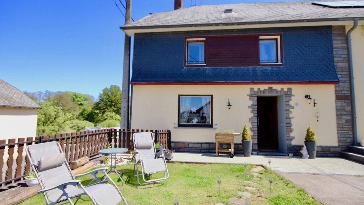Weweler House | Cozy renovated house 5 minutes from Ravel