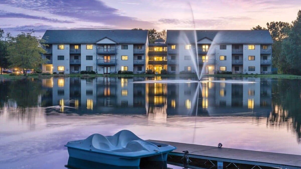 Hanover Condo | Cozy Retreat: 1BR King Suite @ Wyndham Tamarack