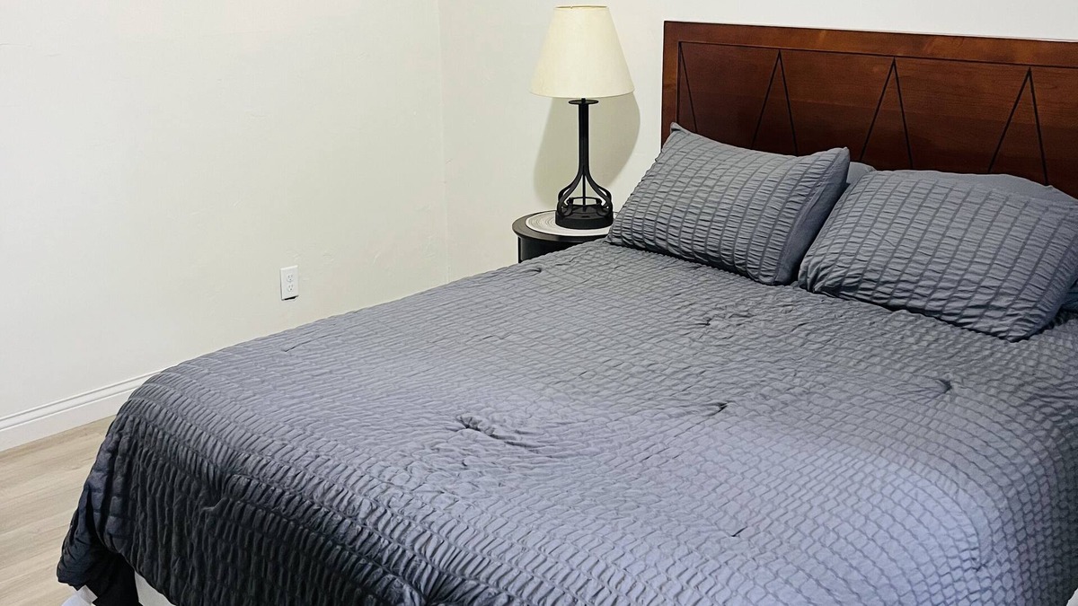 Shawano Resort | Cozy retreat across the street from Shawano Lake.