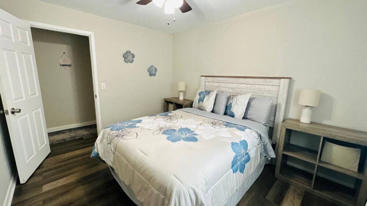 Reading Apartment | Cozy Retreat Apartment