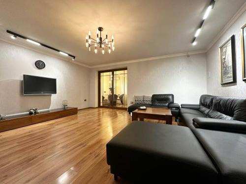 Dubravka Apartment | Cozy Retreat in Green Dúbravka