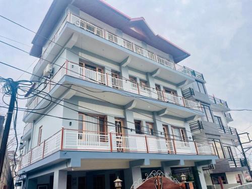 Sidhpur Apartment | Cozy Retreat l Your Home Away
