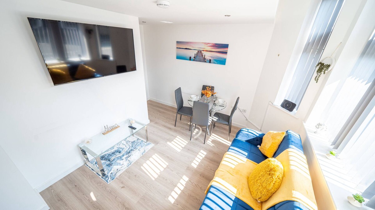 Milnrow Apartment | Cozy Retreat near Hollingworth Lake Milnrow