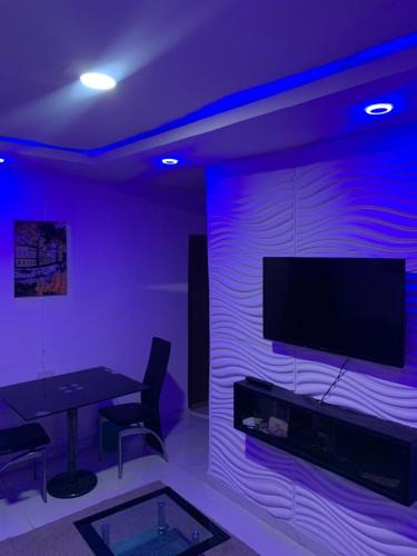 Surulere Apartment | Cozy Retreat