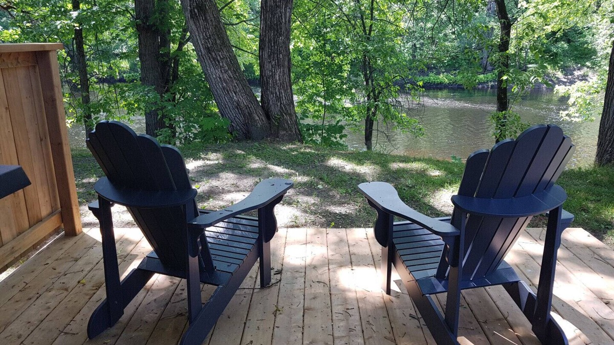 Tweed Cottage | Cozy Riverfront Cottages