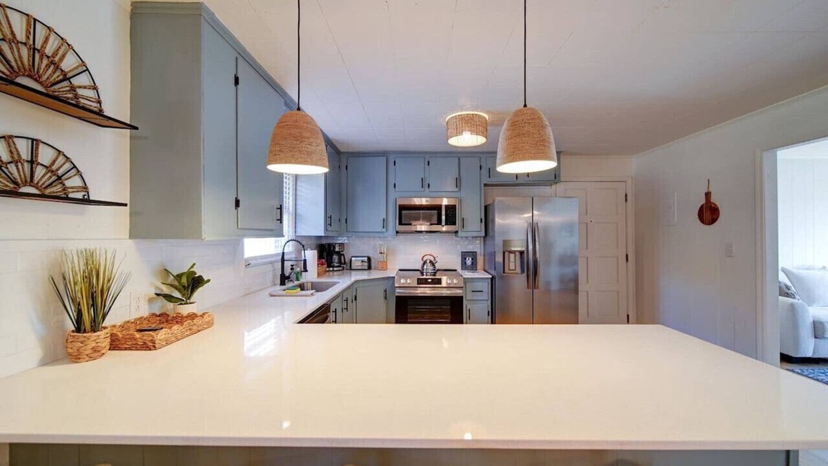 Belmont Historic District House | Cozy Riverside Cottage—Fully Updated!—Quiet—3-beds