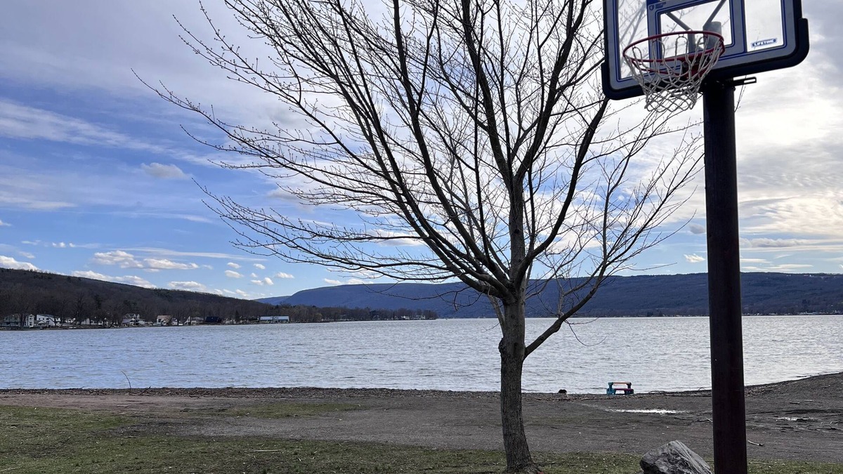 Town of Richmond Apartment | Cozy, romantic getaway on a quiet Finger Lake