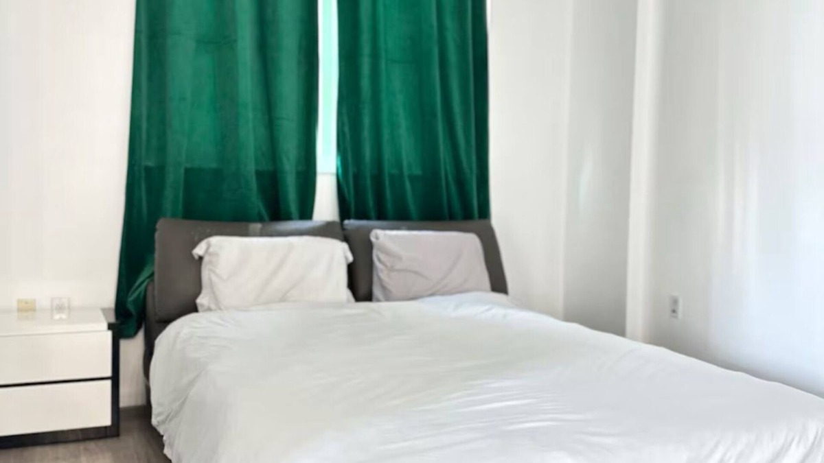 Downtown Miami Apartment | Cozy room in 2 beds Apartment in awesome Miami with WiFi, AC, fitness room