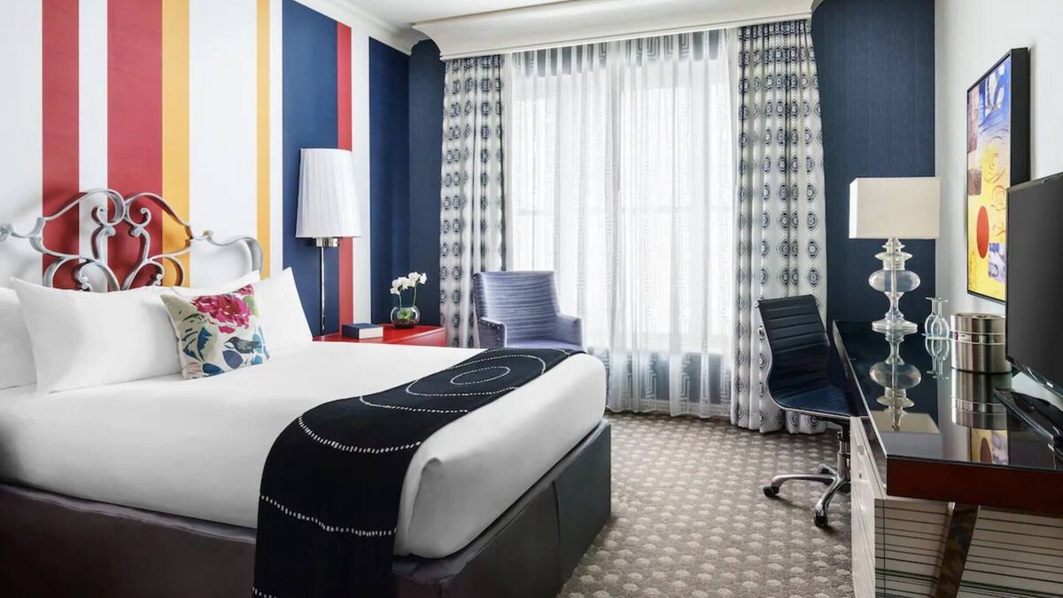 Inner Richmond Hotel | Cozy Room in SF Downtown near Union Square – Modern Amenities & Italian Cuisine