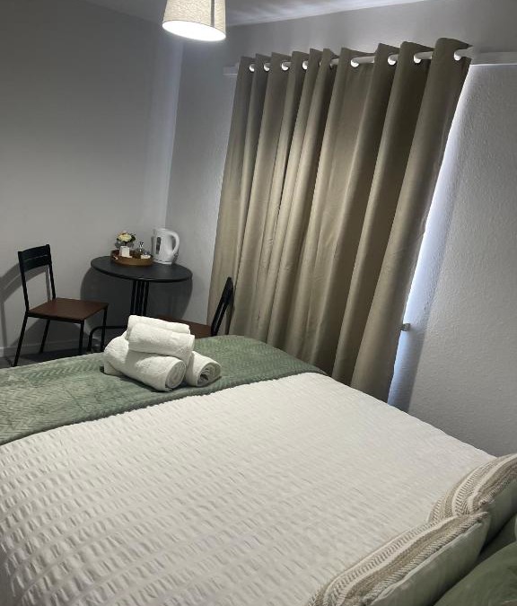 Patchway House | cozy room Shared House