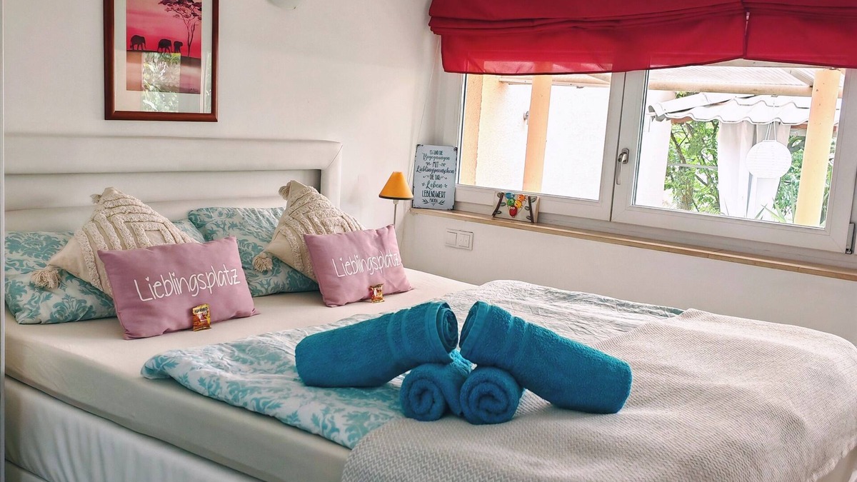 Hochdorf-Assenheim Condo | Cozy room with private bathroom in Hochdorf-Assenheim
