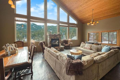 Defiance House | Cozy Rustic Escape Near Park City Adventures