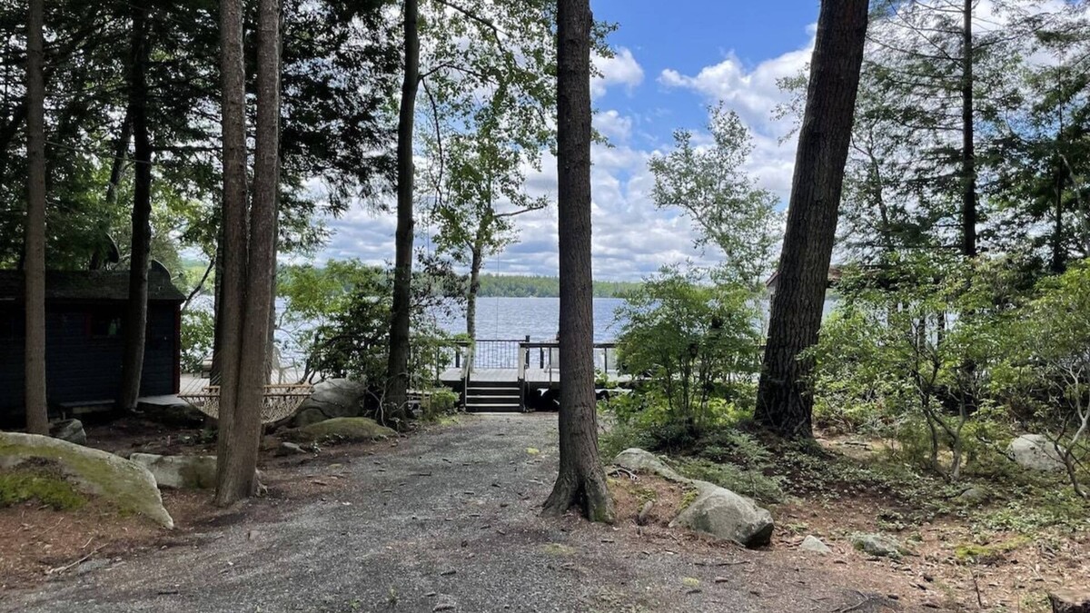 Fitzwilliam Cabin | Cozy, Rustic Summer Cabin on Clean Lake