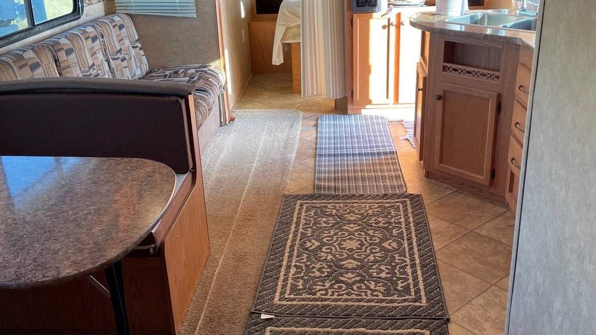Cope House | Cozy RV on working ranch in Akron/Otis area with AC