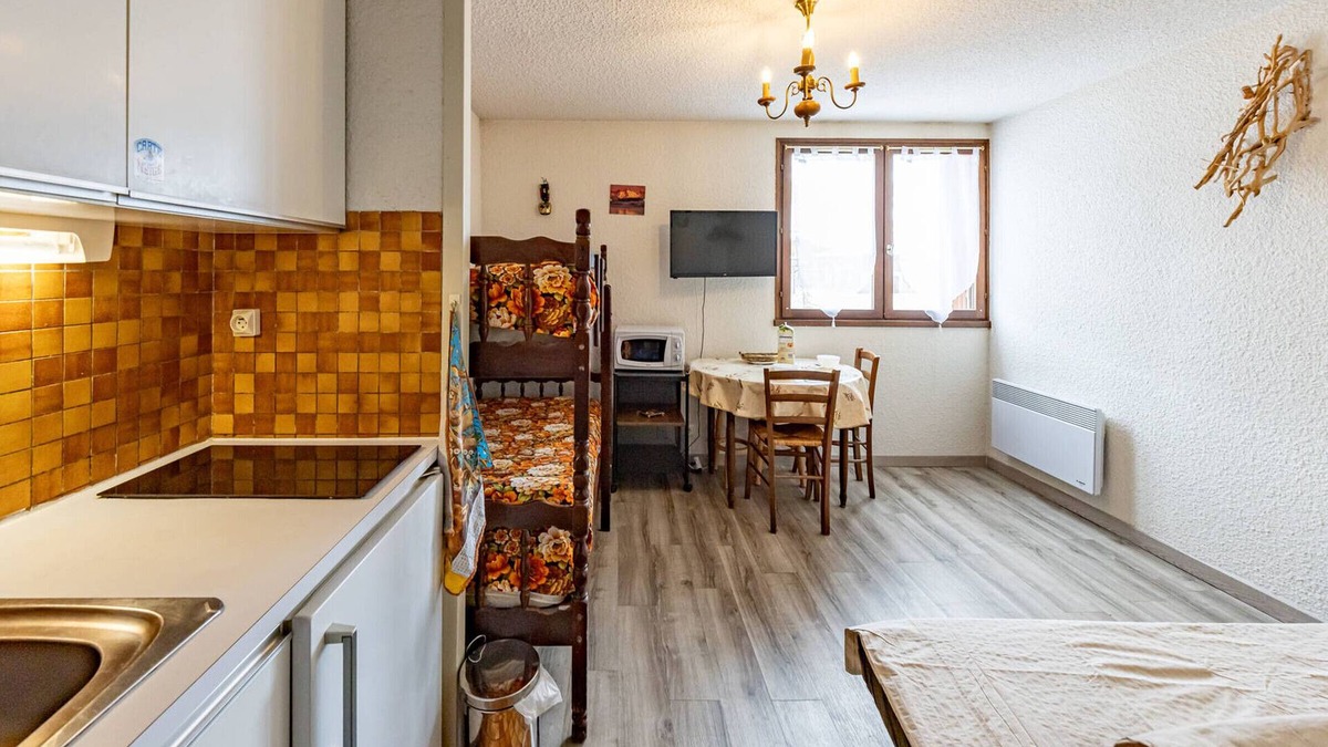 Montgellafrey Apartment | Cozy studio for 2 with kitchenette, close to slopes and shops