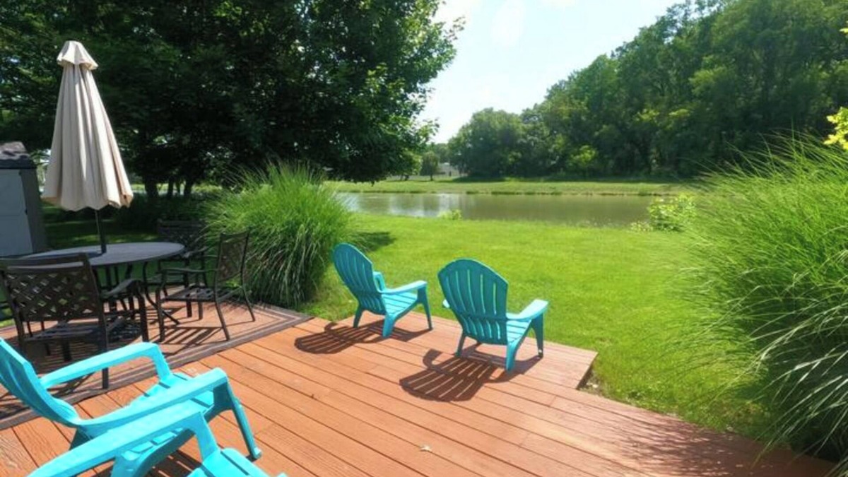 Ithaca House | Cozy & Scenic 2B/1B Artist Retreat on Cayuga Inlet
