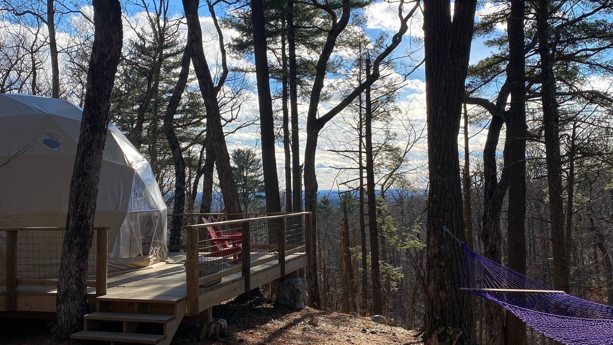 Wallkill House | Cozy, Seasonal Geo-Dome with Heat/AC on Private Wilderness Reserve in Gunks.