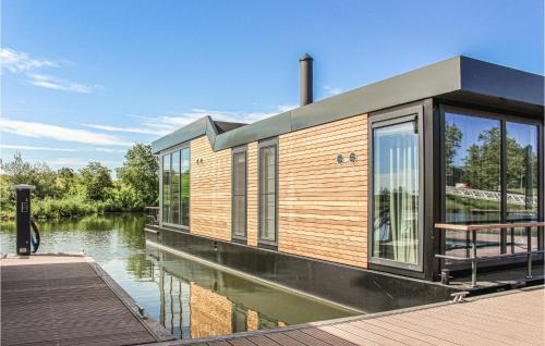 Ohe en Laak Boat Rental | Cozy Ship In Ohé & Laak With Kitchen