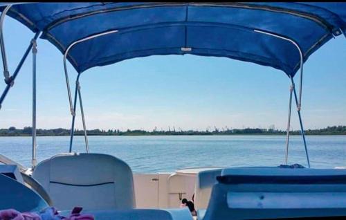 West Pomeranian Voivodeship Boat Rental | Cozy Ship In Szczecin