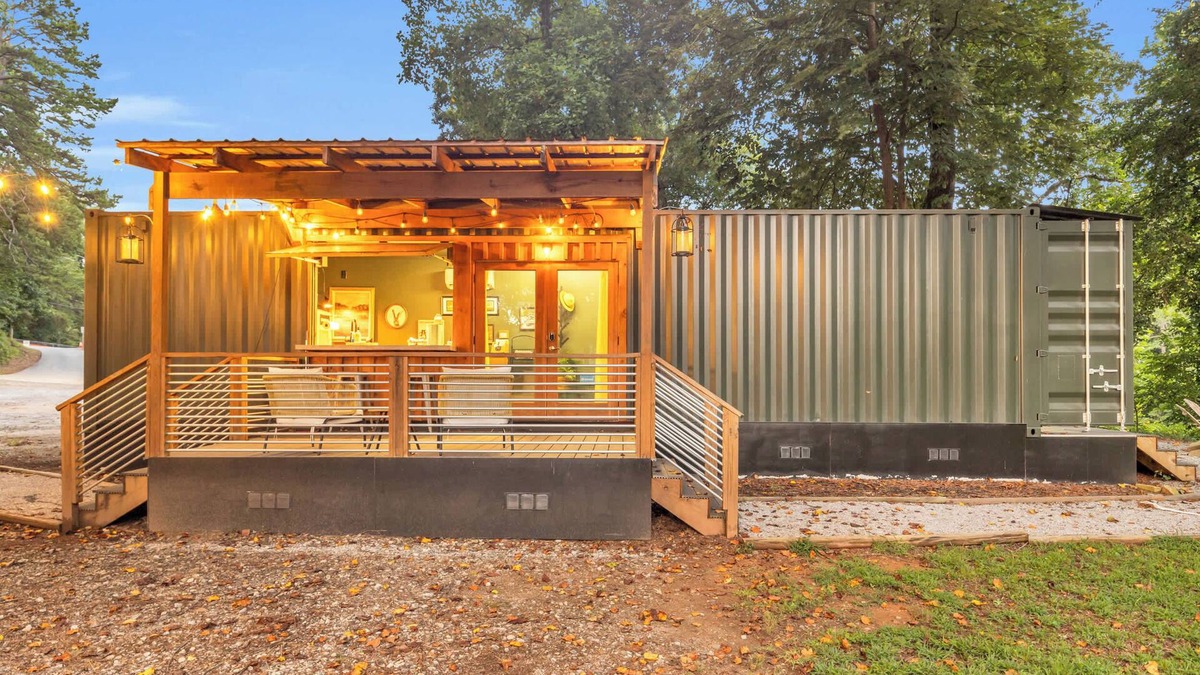 Greenville Cabin | Cozy Shipping Container - Relax by the River
