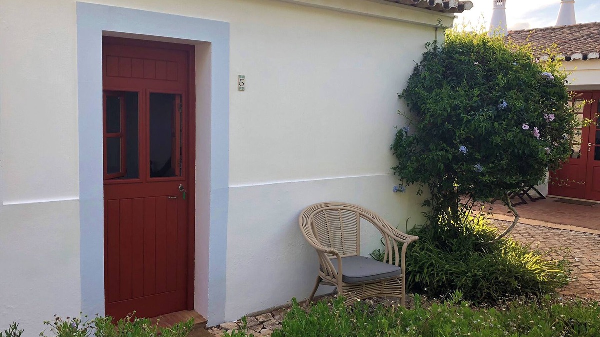 Lagos Cottage | Cozy Single Room in the Unspoiled Countryside