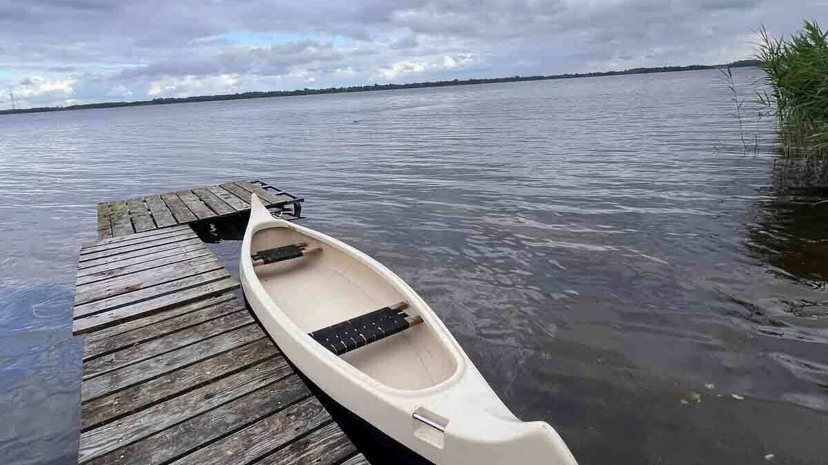 Sieseby House | Cozy, small vacation home 1x over the road to the lake with its own jetty