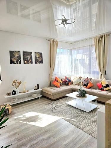 Bragadiru Apartment | Cozy SoRaDa 1 apartment