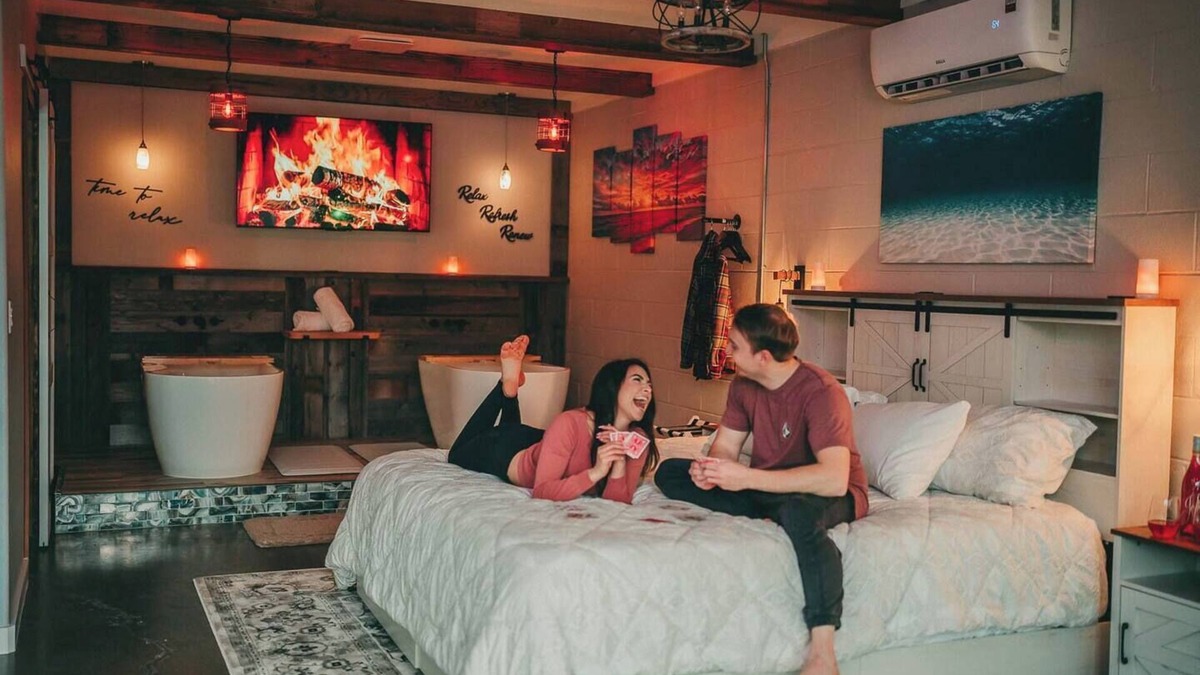 Merlin Apartment | Cozy Spa Vibe Guesthouse | Tap-House & More