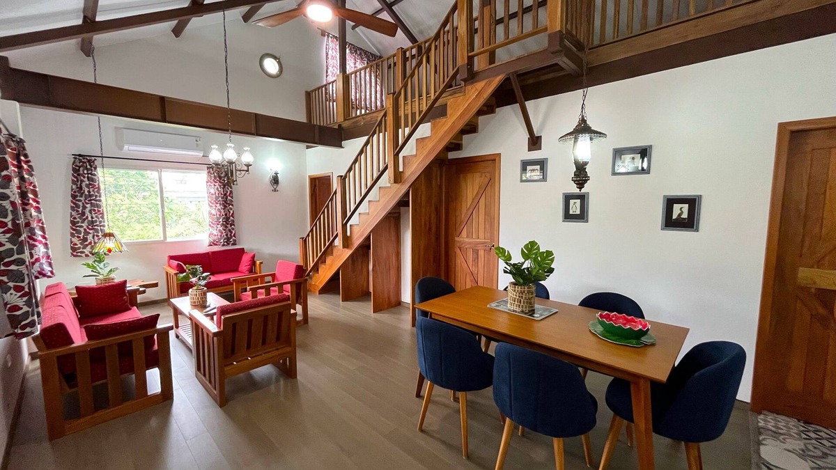 Bahia de la Academia Apartment | Cozy, spacious and quiet 3 bedroom apartment in preferred location on Beach path