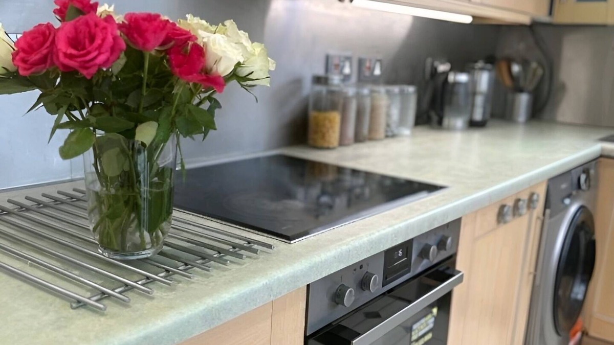 Thornton Apartment | COZY SPOT! 1 Bedroom Apartment T3 Sleeps 4