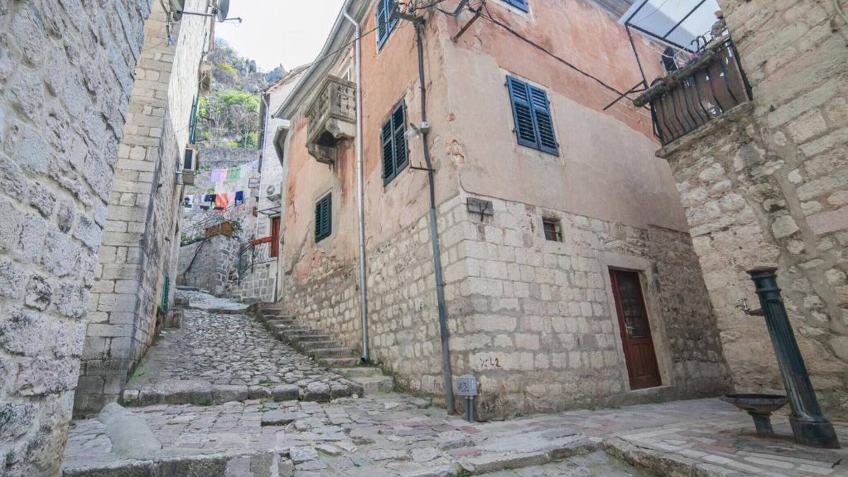 Kotor Old Town Apartment | Cozy Stay in Kotor’s Old Town - Studio Apartment