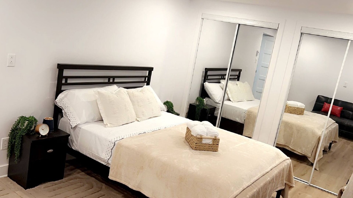 Terrebonne Apartment | Cozy stay in the heart of Terrebonne