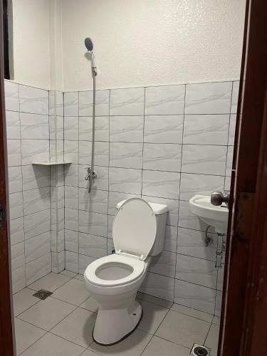 Bacnotan Apartment | Cozy Stay Near Bacnotan Plaza