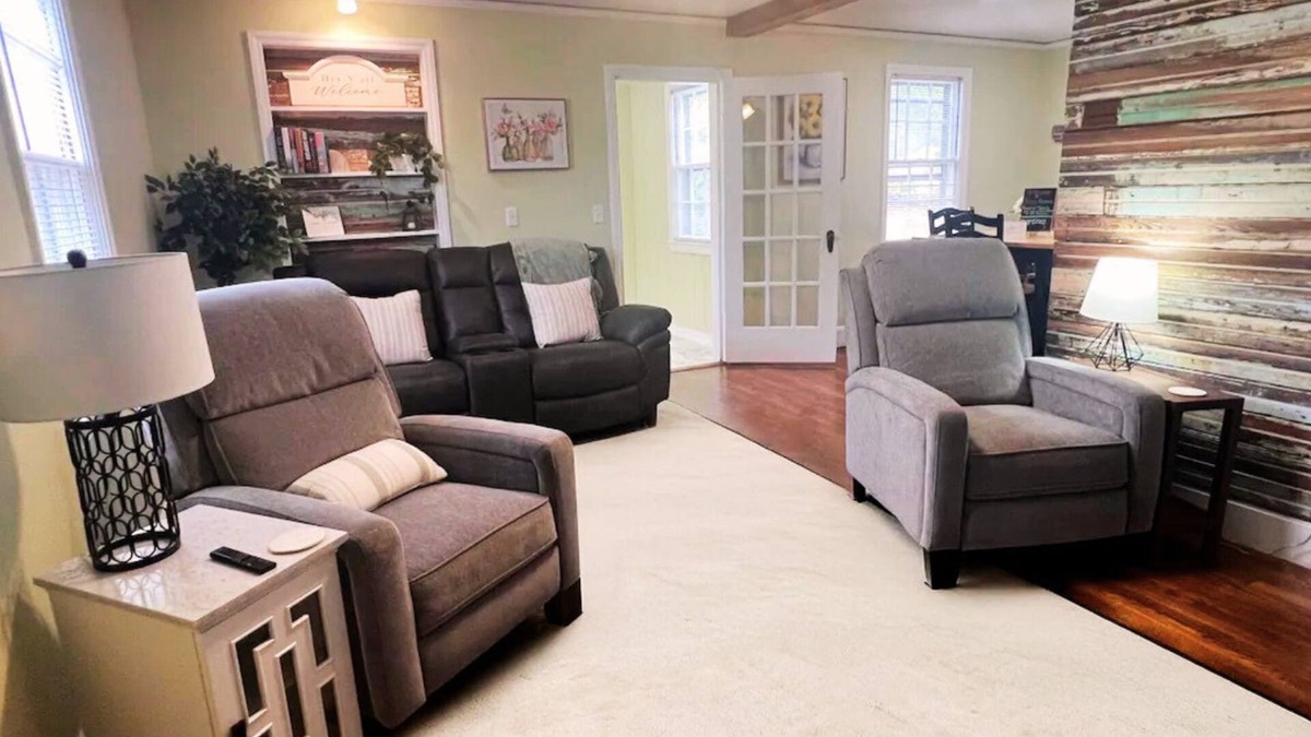 Columbia House | Cozy Stay Near USC, Ft. Jackson & Columbia Venues