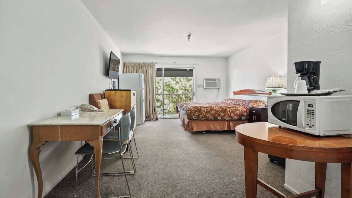 Fremont Apartment | (Cozy studio, 1BED, 1BA, No kitchen)