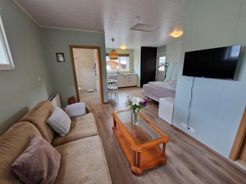 Suðavik Apartment | Cozy studio apartment